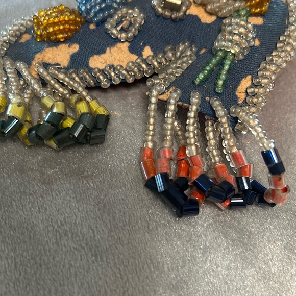 Antique Iroquois Native American beaded boot pincushion - Picture 2 of 7